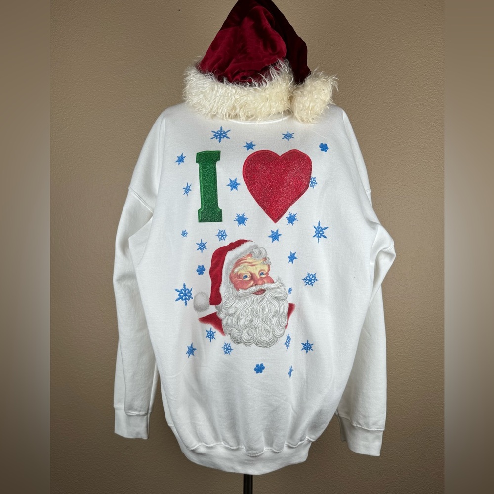 Gildan Activewear Heavy Blend White Santa Christmas Sweater. Size-2XL